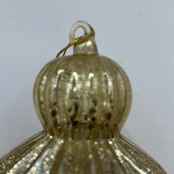 Elegant Gold Glass Ornament - Picture 7 of 12
